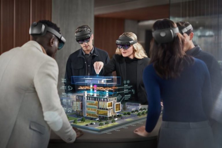 进入中东市场，微软HoloLens 2混合现实头显设备在阿联酋发布